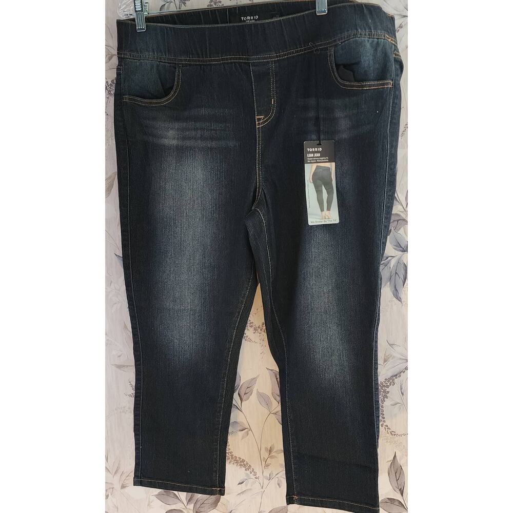Torrid Women's Lean Jean Crop Midnight Dream Skinny Pull on Jeggings Size 2 NWT